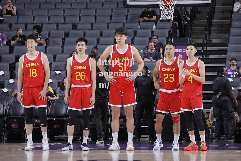 江南体育-NBA夏季联赛｜中国男篮31分输给黄蜂 杨瀚森赛后自评打得非常烂