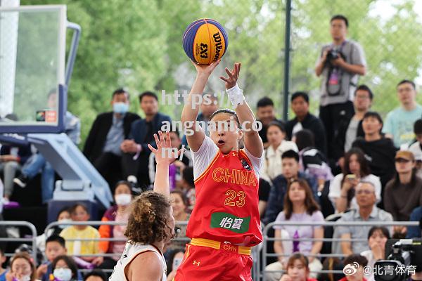 江南体育-武汉队客场击败深圳益海队，三分难求